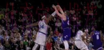 乐福控球发动反击 弧顶撤步三分得手